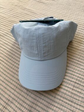 Ponyflo Light Blue Women's Performance Baseball Cap NWT